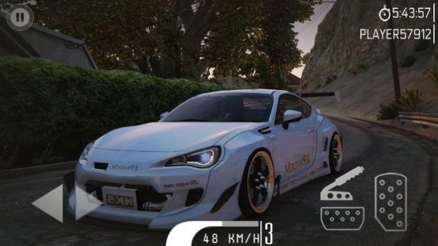 驾驶斯巴鲁BRZ-01